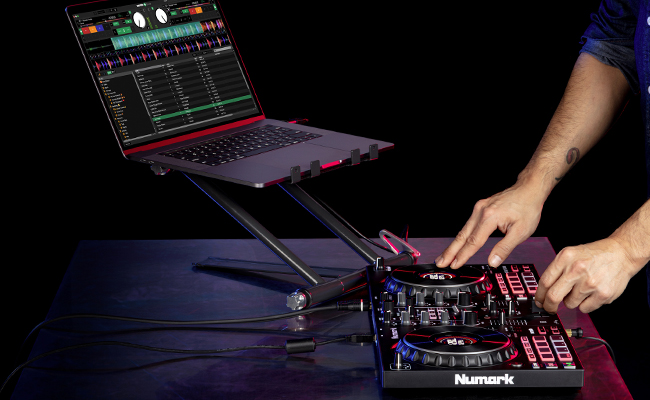 MIXTRACK PLATINUM FX