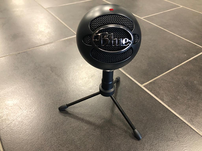 BLUE SNOWBALL MICROPHONE (Open Box)